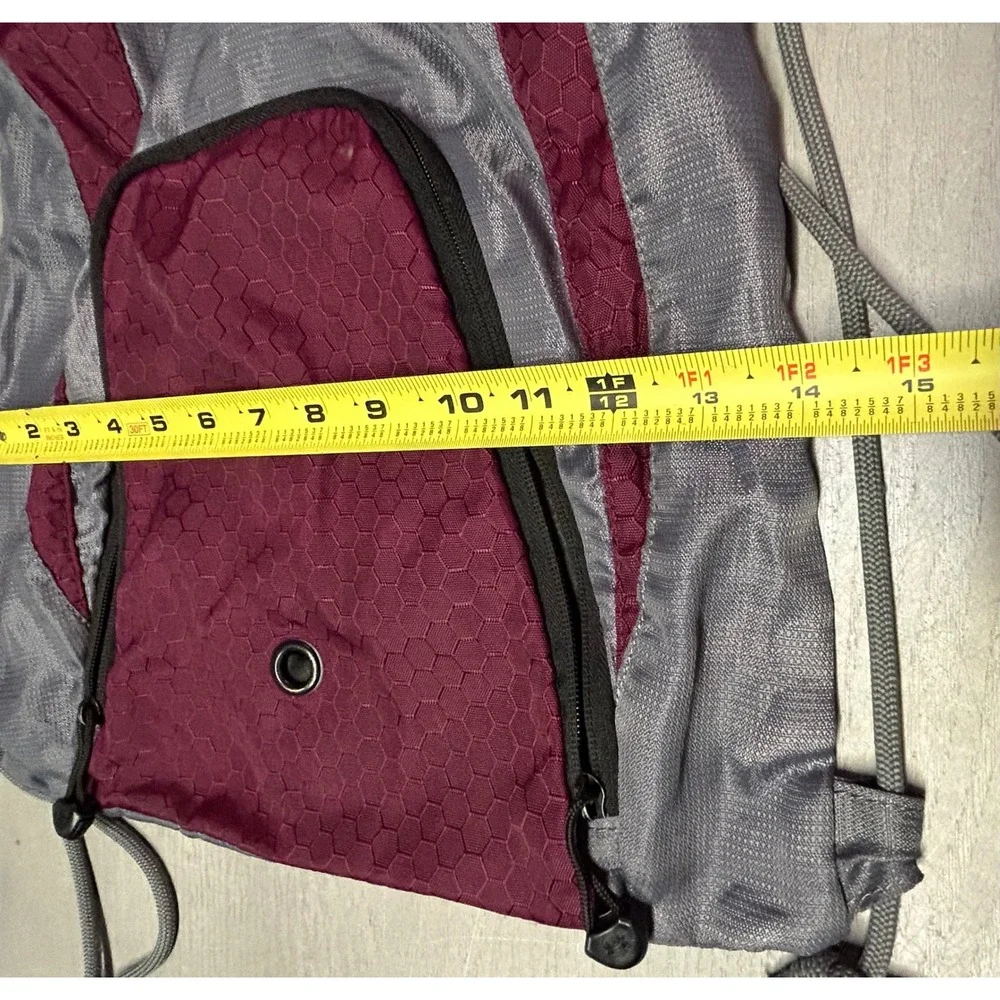 Under Armour‎ Sackpack Drawstring Backpack Gym Bag Maroon Grey UA Logo Front Zip